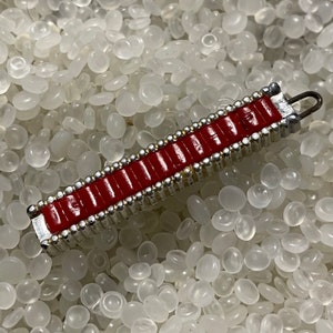 vintage barrette , old hair clip, vintage 1950 silver tone plastic, slender barrette , red center inset, wire clasp , simplistic style, q14