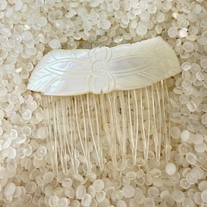 Vintage Hair Slide, Mother of Pearl Hair Comb, Beautiful  display picture 3