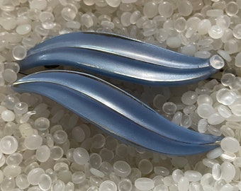 Vintage barrette, 1950 barrette,blue  barrette, swoosh designs , silver highlights