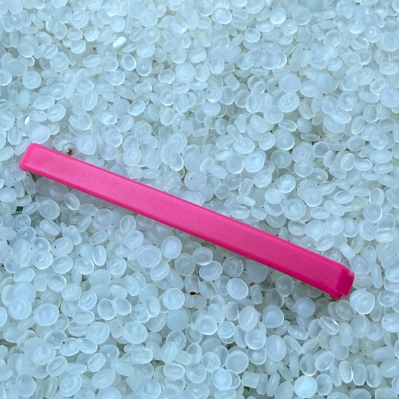 vintage barrettes, narrow barrette, Goody barrettes, long narrow barrettes,  longer size 3 inch , pink barrette, f5