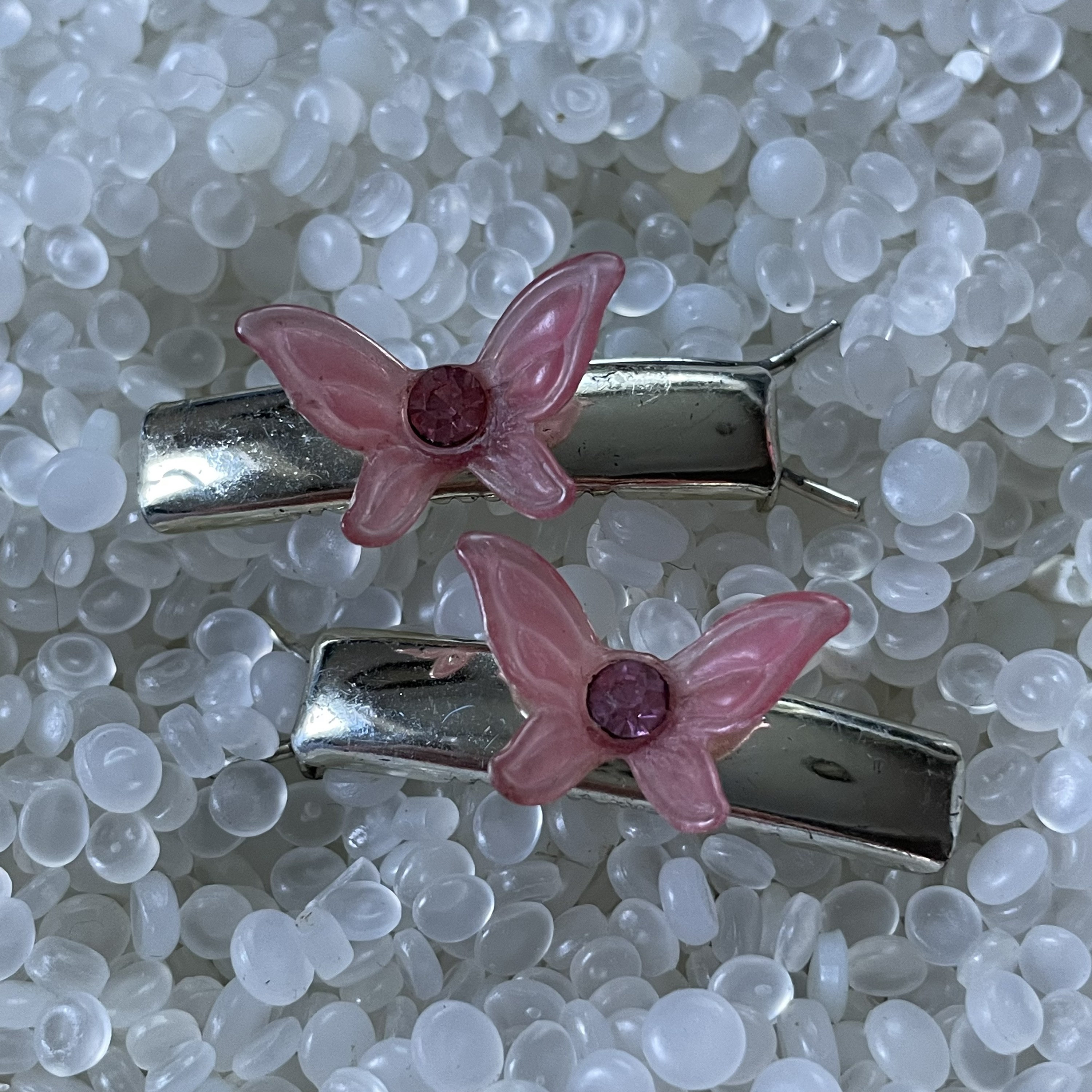 Accessories vintage barrette strawberry pink raare pair, butterfly barrette pair pink