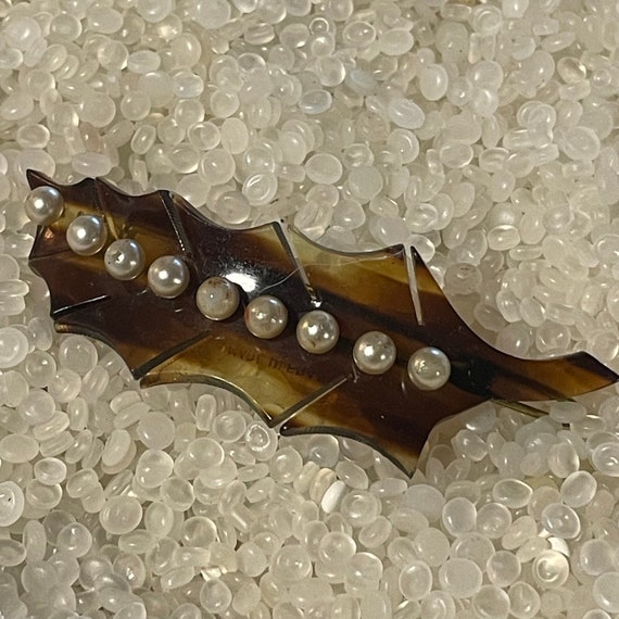 Vintage barrette, brown leaf barrette, row of pear