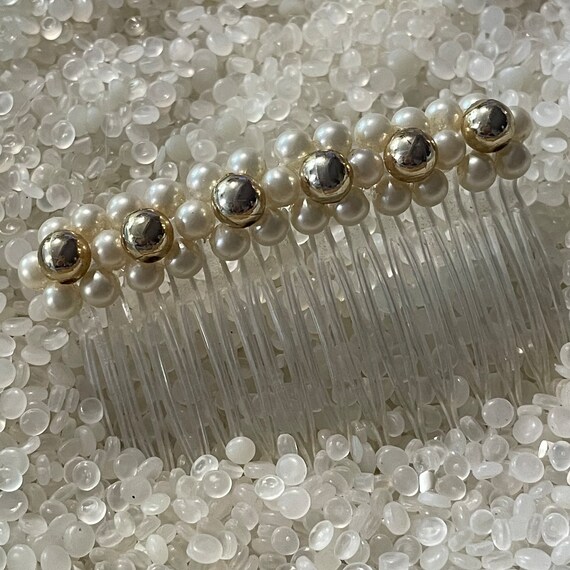 vintage hair comb , side swept hair, pearl comb, … - image 1