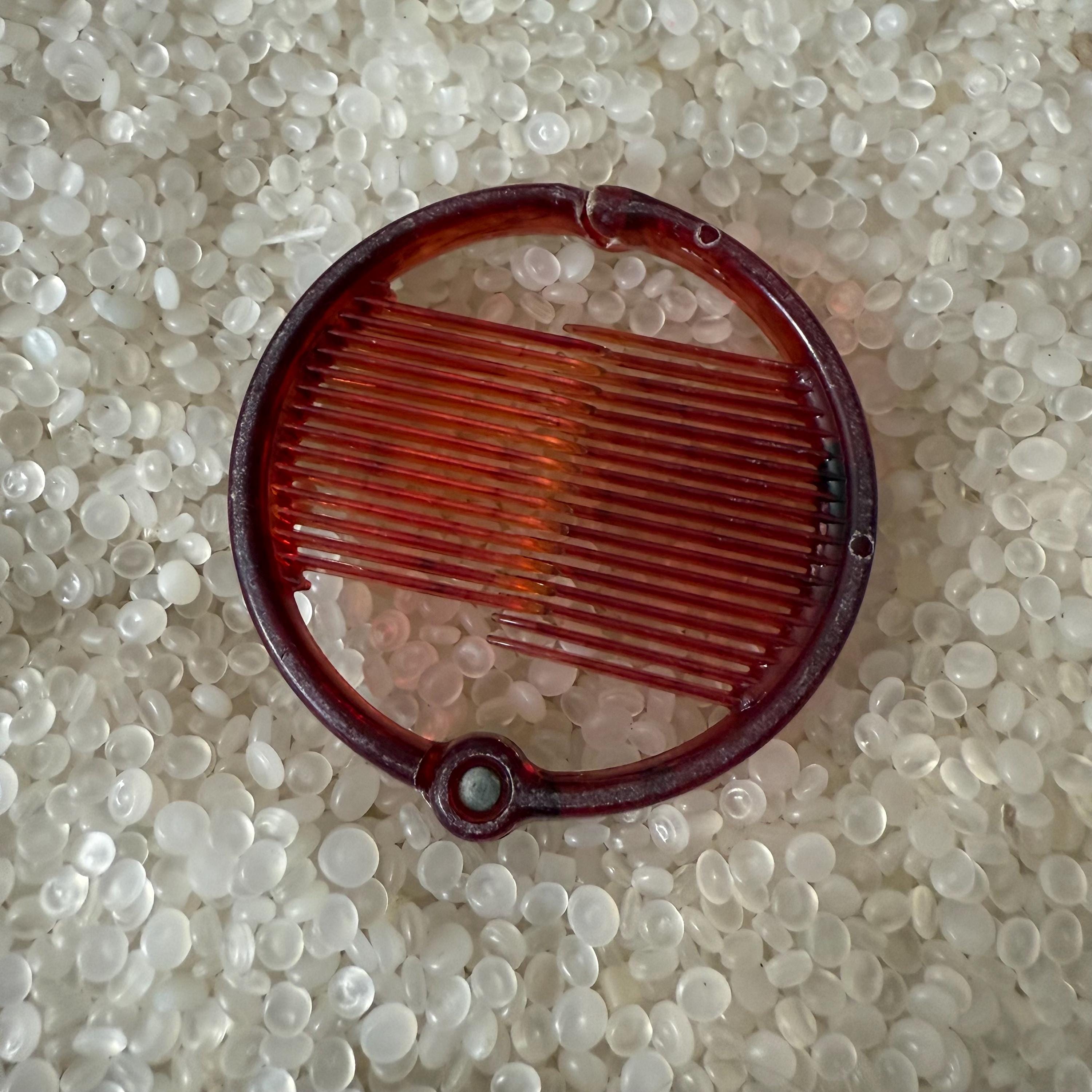 vintage hair accessory ring comb ponytail  holder , tortoiseshell color ,  faux tortoiseshell, 1970 and 1980 hair styles,cr3