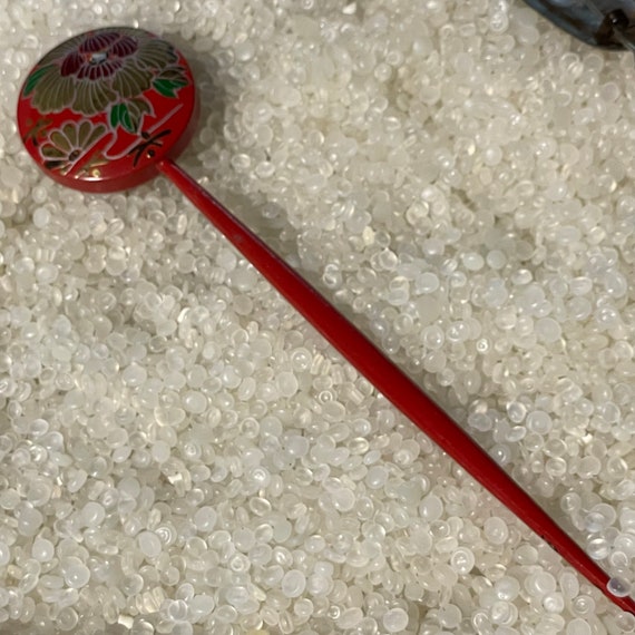 Vintage hair stick , Kanzashi style, red stick han