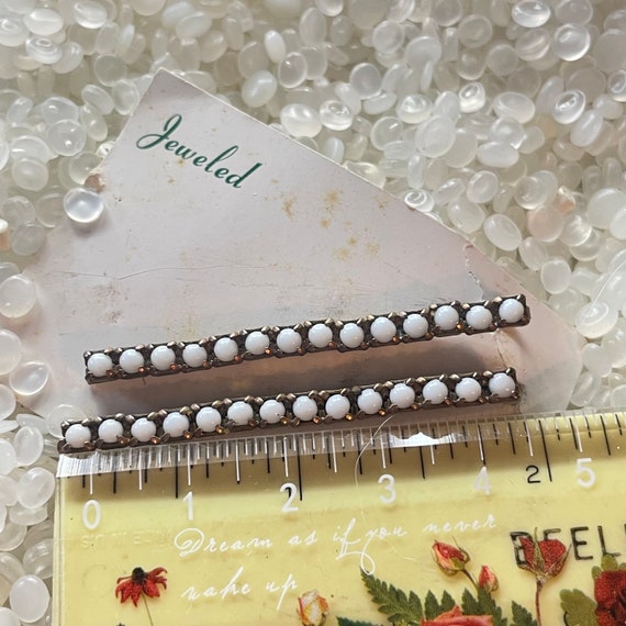 Vintage Bobby Pins, Unique Milk Glass, Glass Hair Clip,bobby 