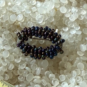 Small  barrette, beaded barrette ,tiny  oval,  seed beads barrettes, deep purple beads, ,t17