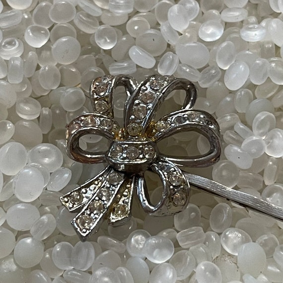 vintage barrette , Bobby pin ,  silver bow  with r
