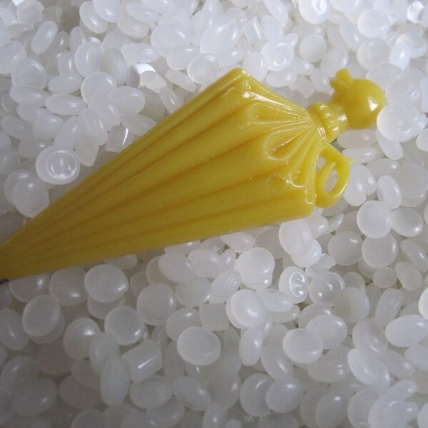 vintage barrette, yellow umbrella with duck handle