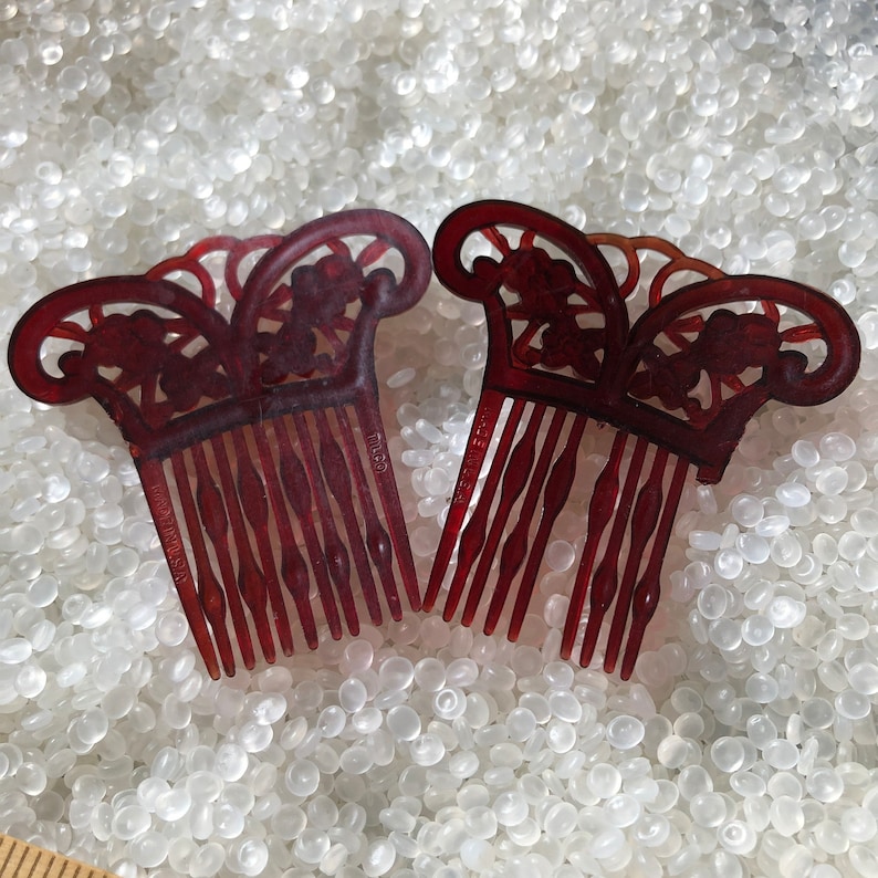 Edge Combs Rares Vintage Combs , Rare Pair, Scroll Top Combs, Small Comb Pair, Vintage ...
