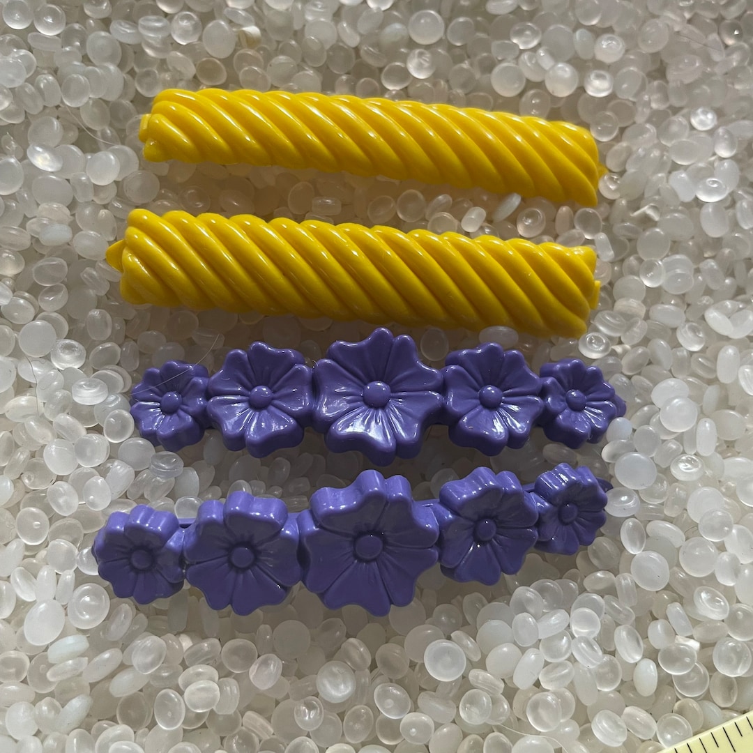 Vintage Barrette Plastic Childs Barrettes, 2 Matching Pairs , Yellow Lines Bar , Larger Size ...