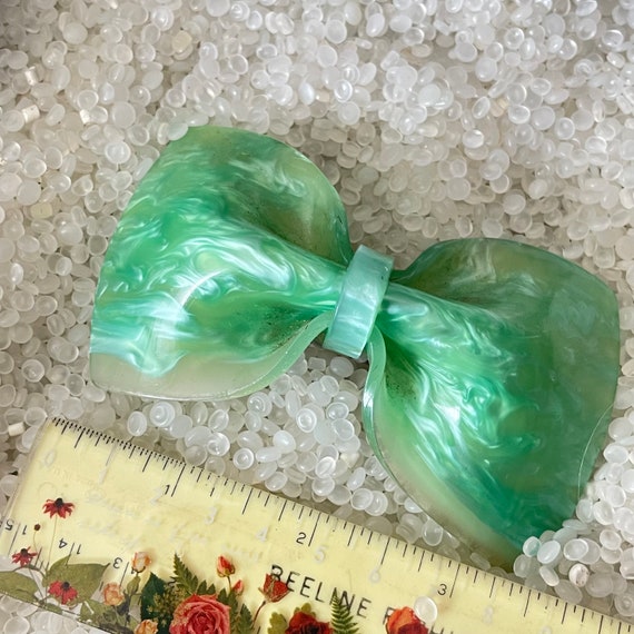 vintage barrette, large green  bow, glossy acryli… - image 5