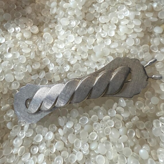 vintage barrette,silver twist barrette,textured barrette, textured finish