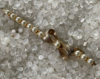 barrette vintage, jolie barrette en perles, cheveux de mariée, double rangée de fausses perles, petit noeud en or