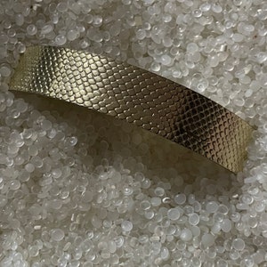 Beautiful vintage  hair barrette gold  tone, textured finish,  hammered look, retro barrette, long hair barrette,md78