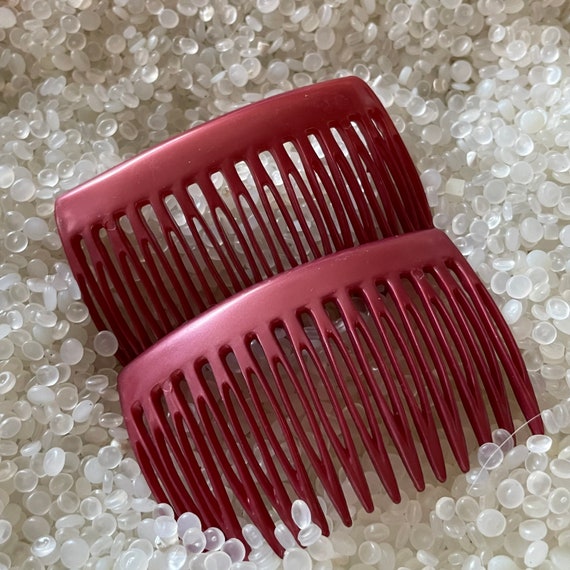 Vintage pink comb rair pair, 1970s flat top