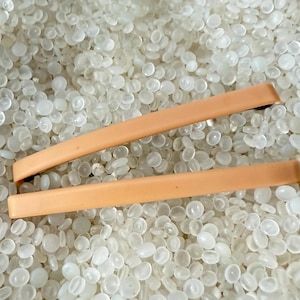 vintage barrettes,Goody barrettes, long narrow barrettes,  longer size, 3 inch ,soft peach  barrettes, 1970 barrette