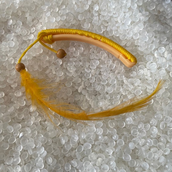 Vintage barrettes, yellow feather barrette, vinta… - image 1