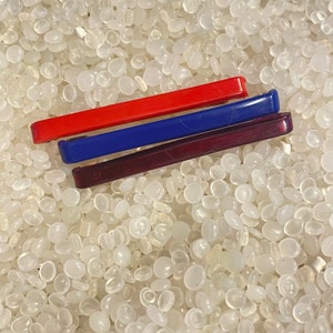 vintage barrettes, 1970s , narrow barrettes,GOODY STAY TIGHT,royal blue, red and burgundy brown ,slender barrette, h31