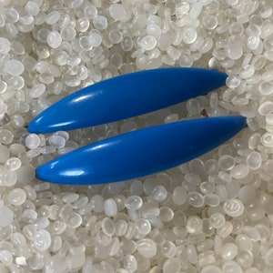 vintage barrettes, Plastic  barrettes, true blue ,open  blue cats eye,  slender barrette, y2