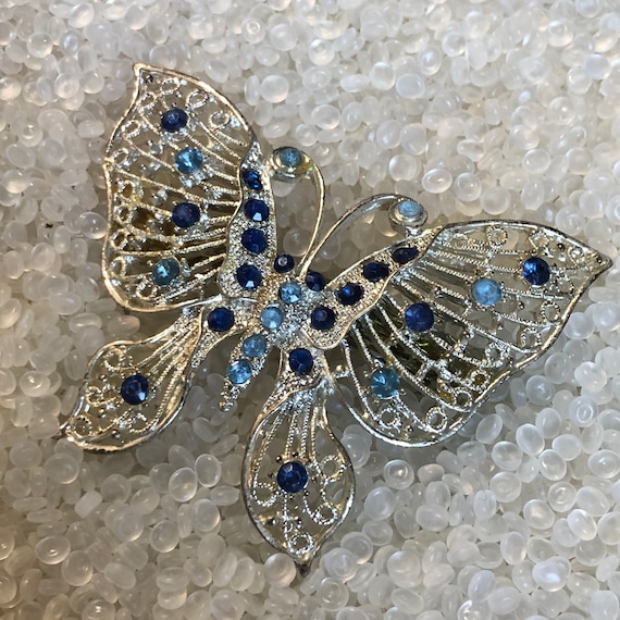 vintage barrette, silver metal tone butterfly,blue