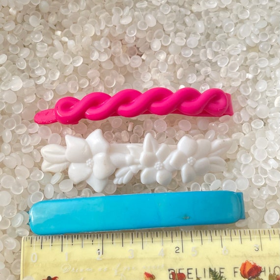 vintage  barrette plastic barrettes, pink twist barrette,white flowers barrette, teal blue bar barrette larger size, goody barrettes, h18 View 2