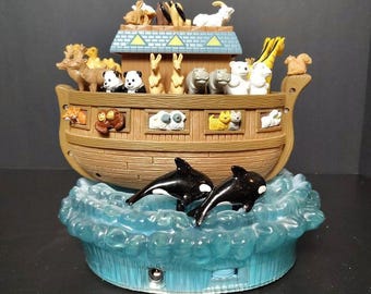 Avon Noah's Ark Animated Music Box Figurine 2001  8.5 In X 8 In Animals Dophins