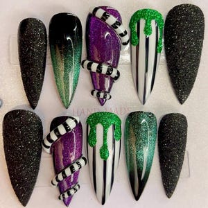 Beetlejuice Press-On Nails: Glow-in-the-Dark Black Glitter, Green Ombré