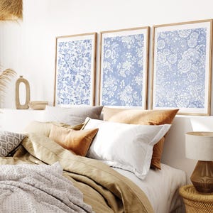 Conjunto de arte de parede chinoiserie botânica azul com 3 - Estampas estéticas de flores silvestres - Arte digital de neta costeira elegante - Decoração de dormitório estética