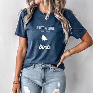 Bird Watching Shirt, Easily Distracted by Birds, Funny Gift for Bird Watcher, Retro Vintage Birds, Bird Lover Shirt, Nature Shirt, Cute Bird