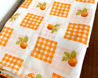 43“ x 41” Vintage Orange and White Quilting Fabric - Vintage Fabric - Calico / Ditsy / Floral / Vintage Quilting Fabric - Quilt Repair