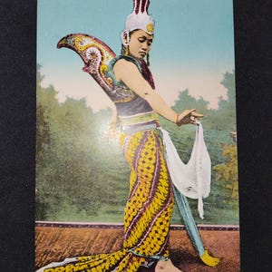 Carte postale Asie.Batari Doerga INDONÉSIE Types ethniques.