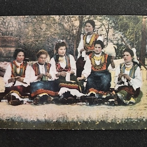 Postcard from Tsarist Russia.Tracht von Trin.