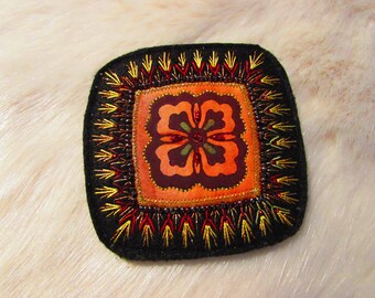 Textile Brooch - Hand Embroidered (Ap18-02)