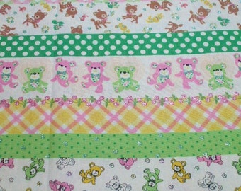 SALE - KOKKA Cotton Linen Animals Border Ivory x Green - Half Yard (ma1016)