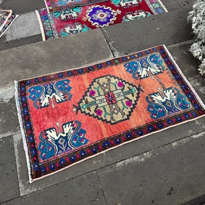 Handmade Turkish Wool Rug: Vintage Farmhouse Doormat (1.10 x 3.2 ft)
