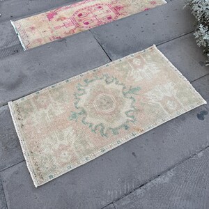 vintage small pale rug - bathroom rug -turkish small rug - handmade wool rug - doormat rug - entrance rug - beige small rug - 1.6 x 2.9 ft