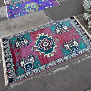 turkish small rug - bathroom rug -vintage rug - handmade wool rug - doormat rug - entrance rug - purple small decor rug - 1.11 x 3.5 ft