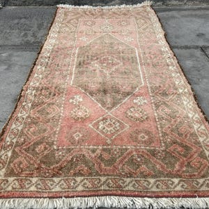 turkish small rug - oushak small rug - vintage mini rug -  small kitchen  rug - turkish bedroom rug - doormat pastel rug - 1.9 x 3.4 ft