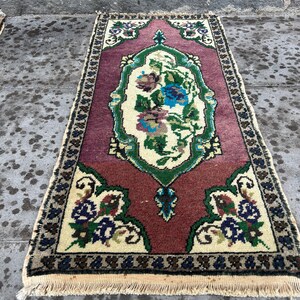 vintage small rug - doormat rug - bathroom rug - Turkish mini rug - handmade wool rug - home decor rug - small purple rug - 1.6x3.3 ft