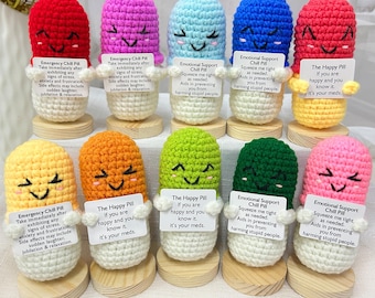 Handgefertigtes häkeln Chill Pill Spielzeug, Happy Pill Spielzeug, Geschenk zur emotionalen Unterstützung, Geschenk für psychische Gesundheit, Aufmunterungsgeschenke, Geschenk für sie / Kollegen / Freundin