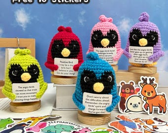 かわいいかぎ針編みの鳥、ポジティブな鳥、あみぐるみ鳥、ぬいぐるみ鳥、パーソナライズギフト、手作りギフト、鳥好きへのギフト、感情を揺さぶるデスクデコレーション