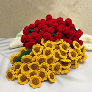 Gehäkelte Rose / Sonnenblume Blumenstrauß-Decke, Decke Rose, fertige Häkeldecke, Blumendecke, herzerwärmendes Geschenk für Mutter, Hochzeitsgeschenk