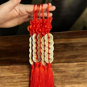 Lucky Red Feng Shui Chinese Knot with 5 Coins  Wealth  Abundance Fortune Charm for Home Office Decor