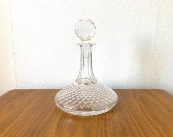 Decantador antiguo de cristal tallado Waterford con forma de barco
