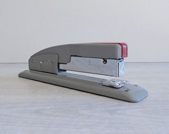 michigan stapler, vintage swingline stapler, vintage stapler, vintage metal stapler, state of michigan souvenir, vintage office supply, gray