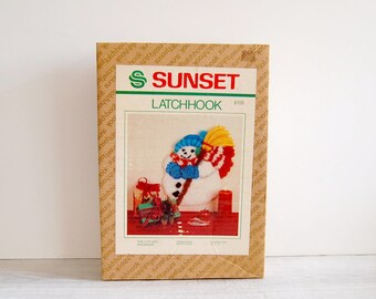 snowman latchhook kit, vintage christmas latchhook it, vintage sunset latchhook kit, vintage christmas craft kit, vintage holiday latchhook