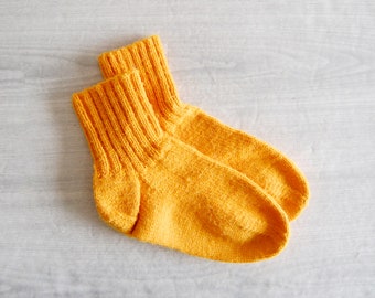 hand-knit slipper socks, vintage slipper socks, vintage hand-knitted socks, vintage hand-knitted slipper socks, vintage yellow socks, orange