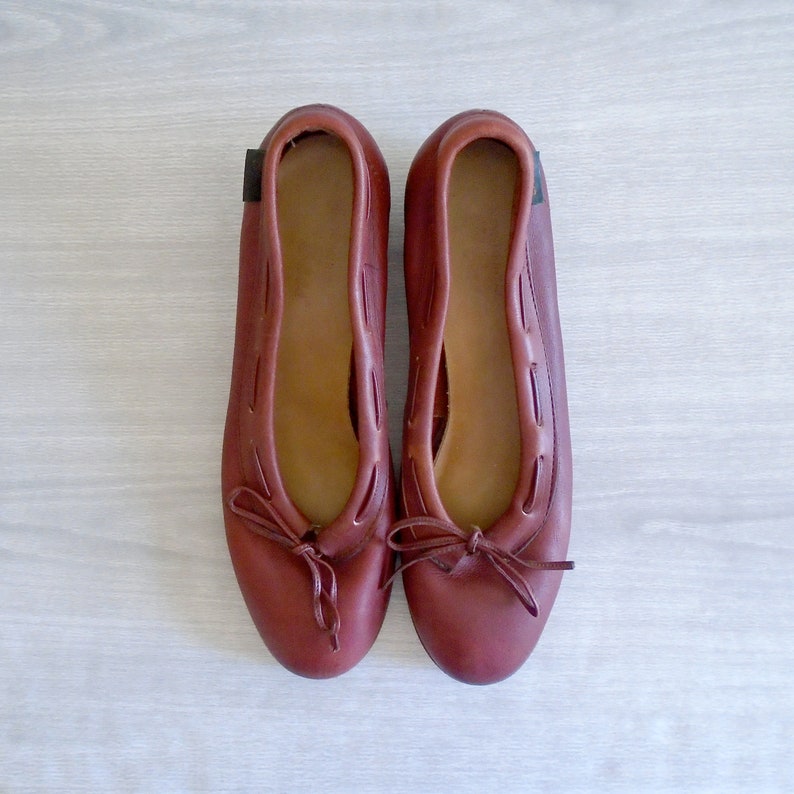 leather bass loafers sz 8 vintage 70s shoes vintage wedge heels gum sole shoes bass wedge loafers vintage loafers vintage bass shoes