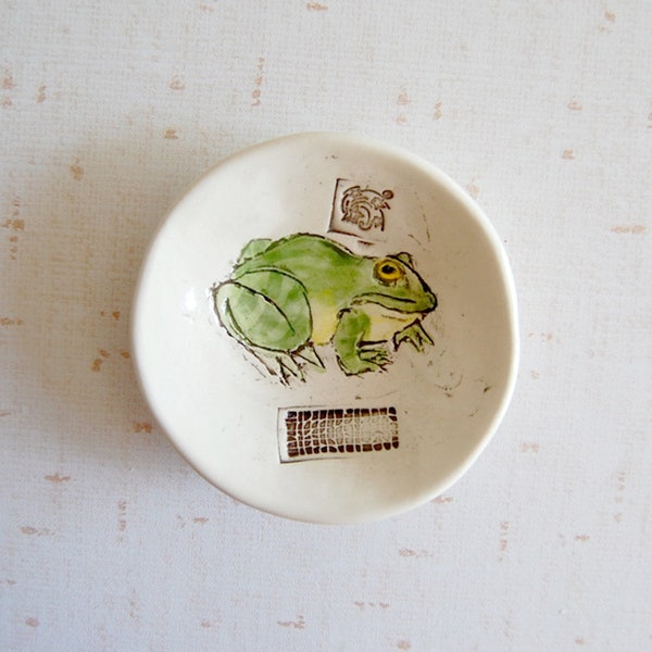 sukey pratt frog dish, vintage sukey pratt dish, vintage sukey usa pottery dish, vintage frog trinket dish, vintage sky usa animal dish